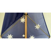 Flag Spreader Gold